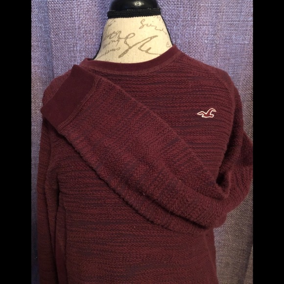Men’s Hollister Crewneck Sweater - Picture 2 of 5